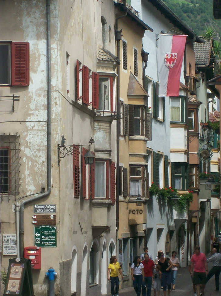 17 Chiusa.jpg - Chiusa, via Città Bassa